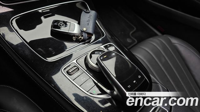 Mercedes-Benz E-Class 2018 — photo 25