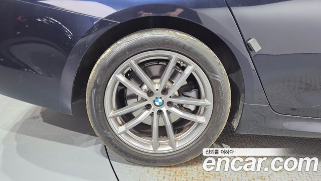 BMW 5-Series 2018 — photo 5
