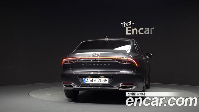 Hyundai Grandeur 2023 — photo 4