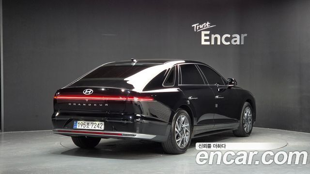 Hyundai Grandeur 2023 — photo 2