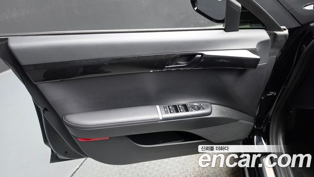 Hyundai Grandeur 2023 — photo 14