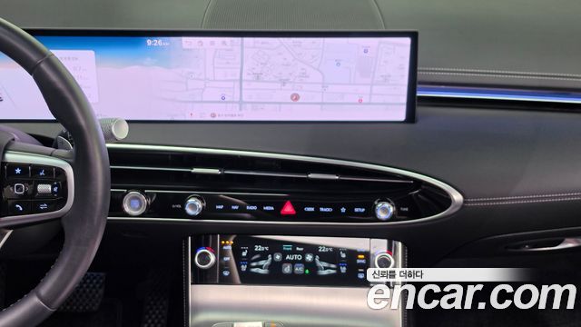 Genesis GV70 2025 — photo 13