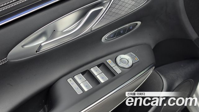 Genesis GV70 2025 — photo 19