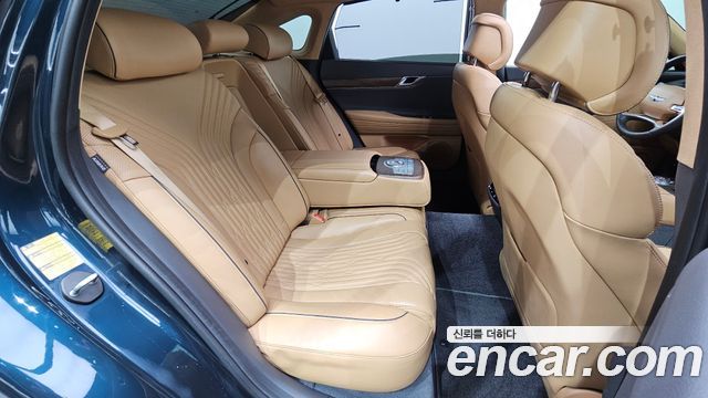 Genesis G80 2022 — photo 11