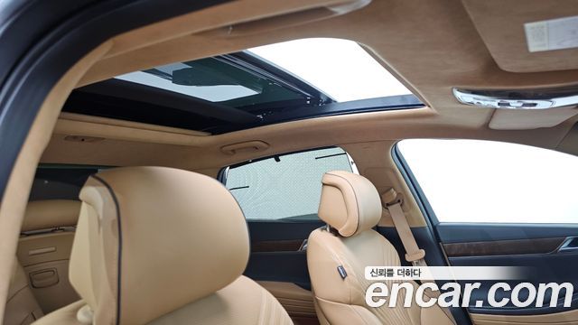 Genesis G80 2022 — photo 18