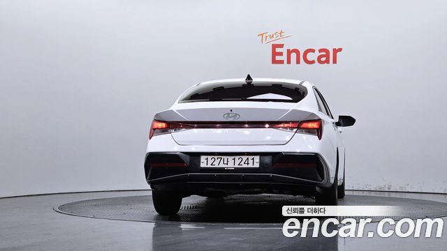 Hyundai AVANTE 2024 — photo 4