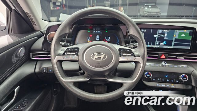 Hyundai AVANTE 2024 — photo 13