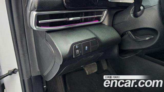 Hyundai AVANTE 2024 — photo 16
