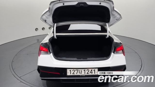 Hyundai AVANTE 2024 — photo 20