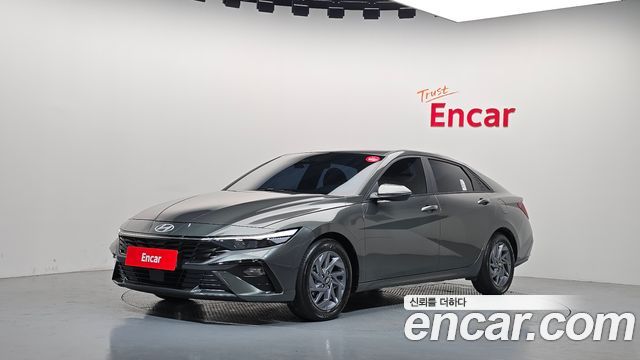 Hyundai AVANTE 2024 — photo 1
