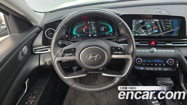 Hyundai AVANTE 2024 — photo 19