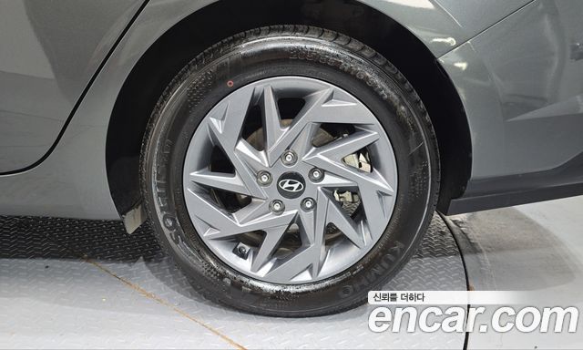Hyundai AVANTE 2024 — photo 7