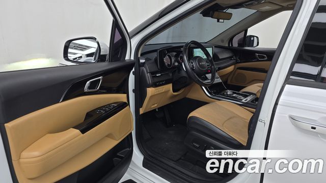 Kia Canival 2023 — photo 13
