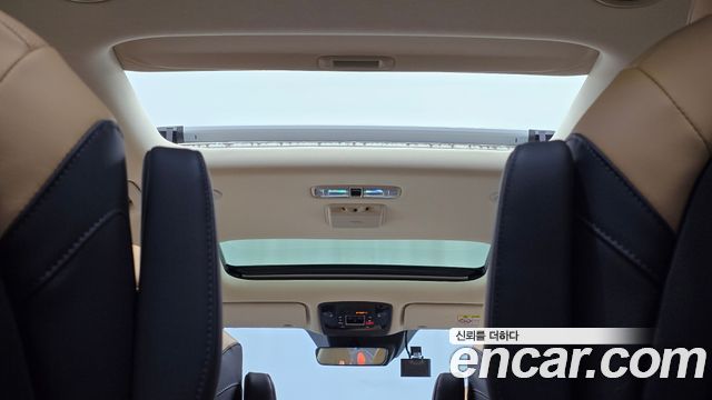 Kia Canival 2023 — photo 23