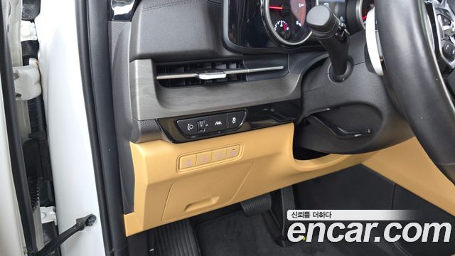 Kia Canival 2023 — photo 29