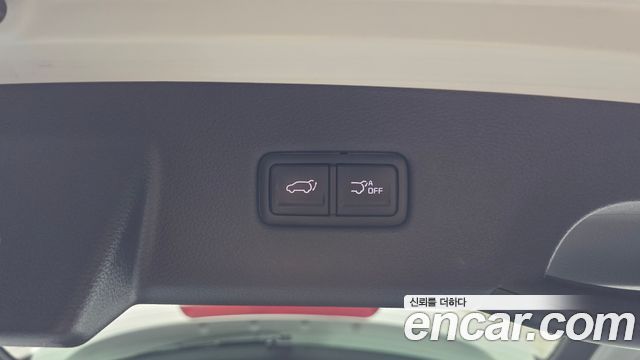 Kia Canival 2023 — photo 31