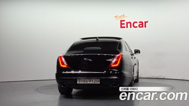 Jaguar XJ 2019 — photo 4