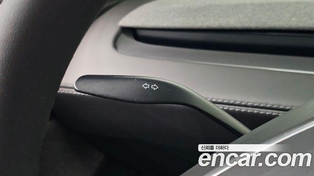 Tesla Model Y 2026 — photo 22