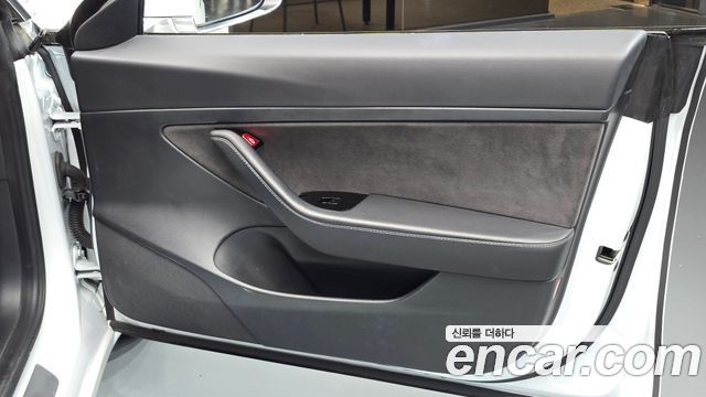 Tesla Model 3 2020 — photo 15
