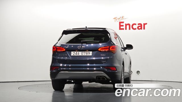 Hyundai Santafe 2016 — photo 4