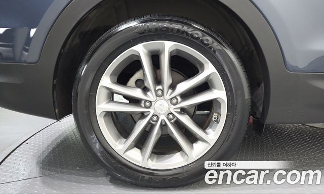 Hyundai Santafe 2016 — photo 5