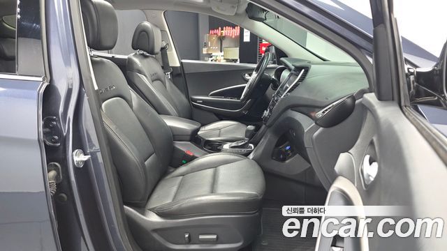 Hyundai Santafe 2016 — photo 17
