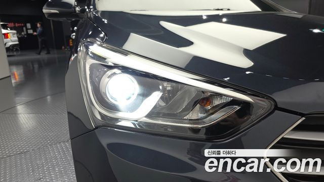 Hyundai Santafe 2016 — photo 8