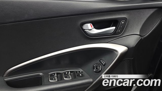 Hyundai Santafe 2016 — photo 27