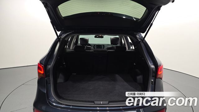 Hyundai Santafe 2016 — photo 30