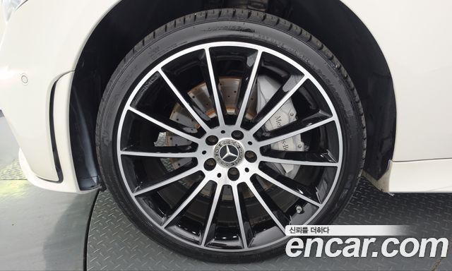 Mercedes-Benz CLS-Class 2019 — photo 5
