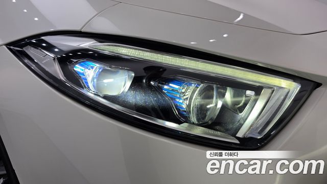 Mercedes-Benz CLS-Class 2019 — photo 8