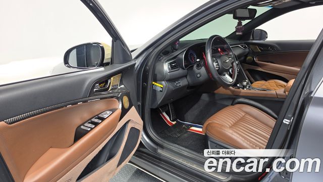 Genesis G70 2019 — photo 13