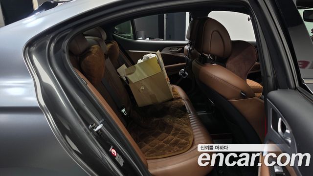 Genesis G70 2019 — photo 17