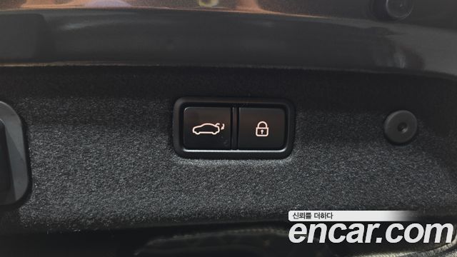 Genesis G70 2019 — photo 25