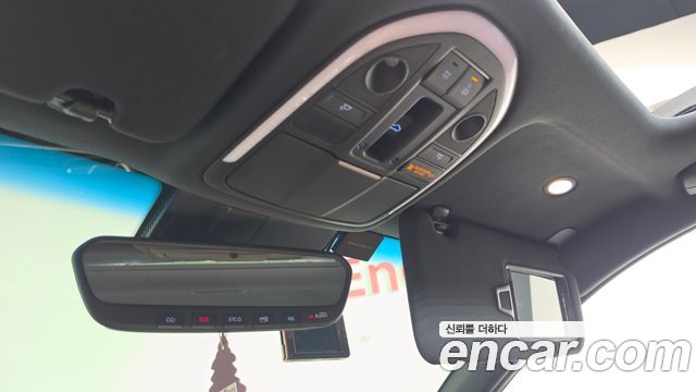 Genesis G70 2019 — photo 27