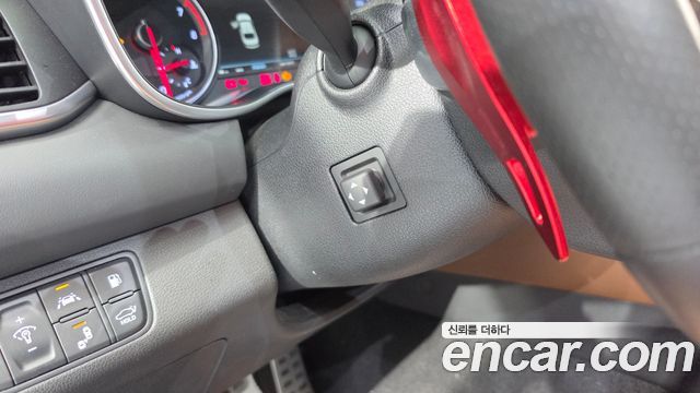 Genesis G70 2019 — photo 29
