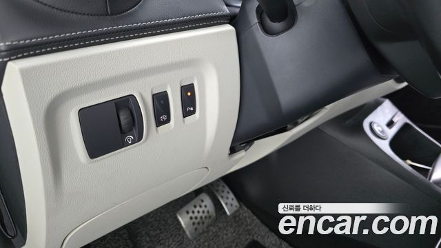Renault Korea QM3 2018 — photo 24