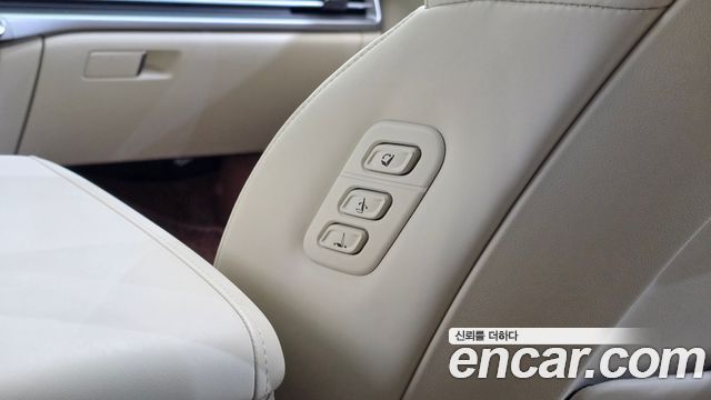 Hyundai Grandeur 2023 — photo 24