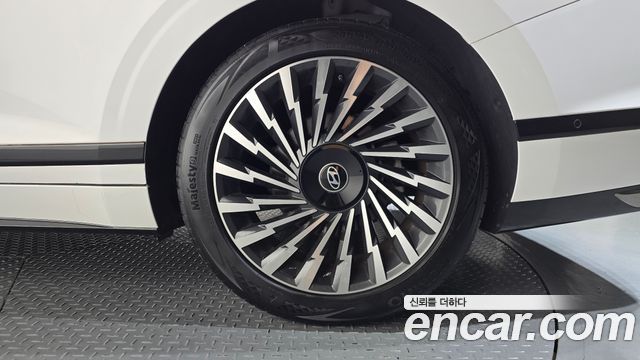 Hyundai Grandeur 2023 — photo 7