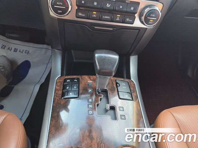 Kia Mohave 2018 — photo 8
