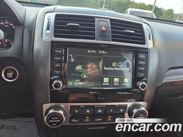Kia Mohave 2018 — photo 9