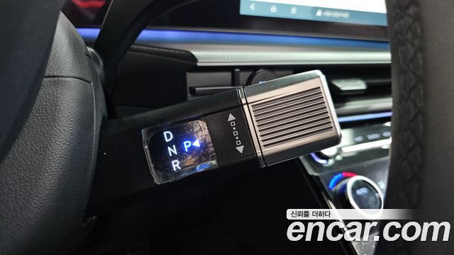 Hyundai Santafe 2025 — photo 12