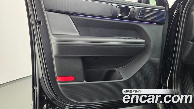 Hyundai Santafe 2025 — photo 14