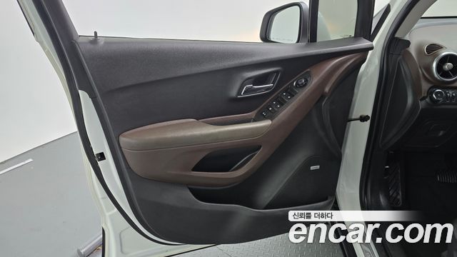 Chevrolet Korea Trax 2014 — photo 14