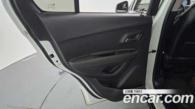 Chevrolet Korea Trax 2014 — photo 15