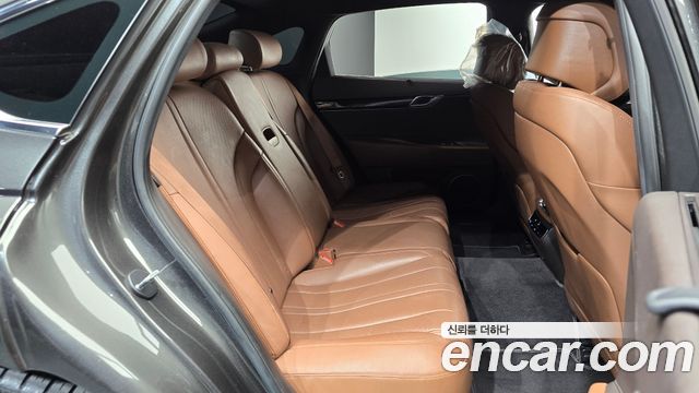 Genesis G80 2022 — photo 17