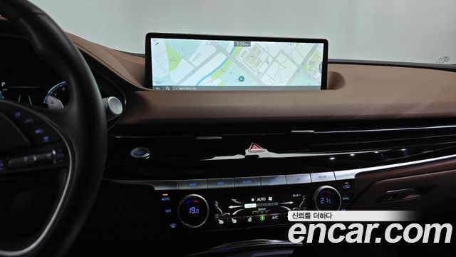 Genesis G80 2022 — photo 18