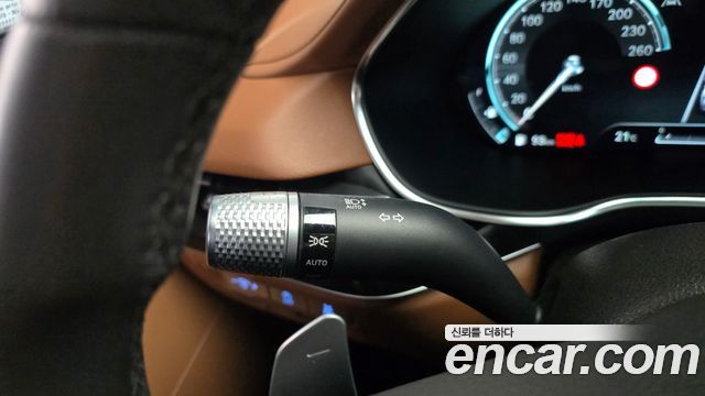 Genesis G80 2022 — photo 25