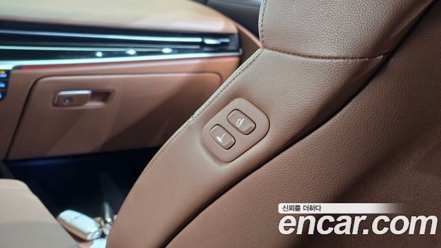 Genesis G80 2022 — photo 26