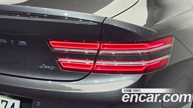 Genesis G80 2022 — photo 9
